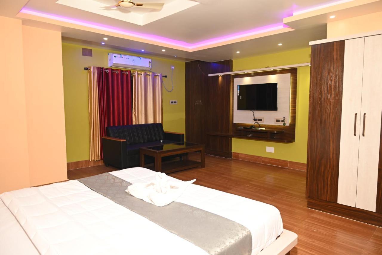 Oyo Hotel Tulusi Inn Bolpur Eksteriør billede