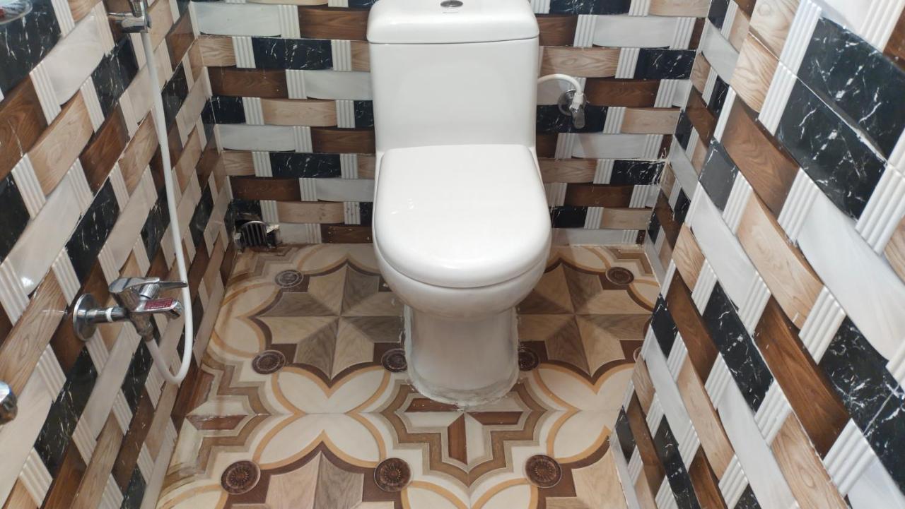 Oyo Hotel Tulusi Inn Bolpur Eksteriør billede
